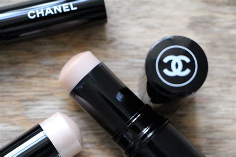 baume essentiel or chanel|Chanel baume essentiel transparent.